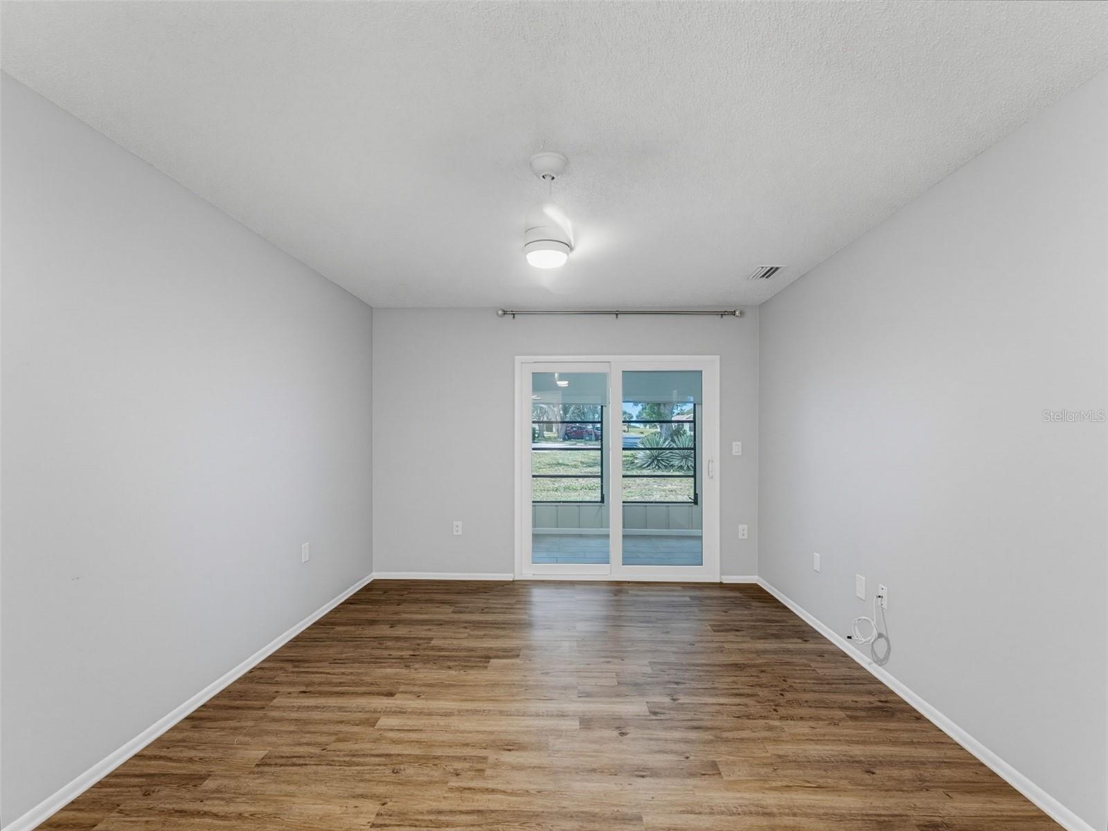 8330 HIGH POINT CIR #6 — photo 46