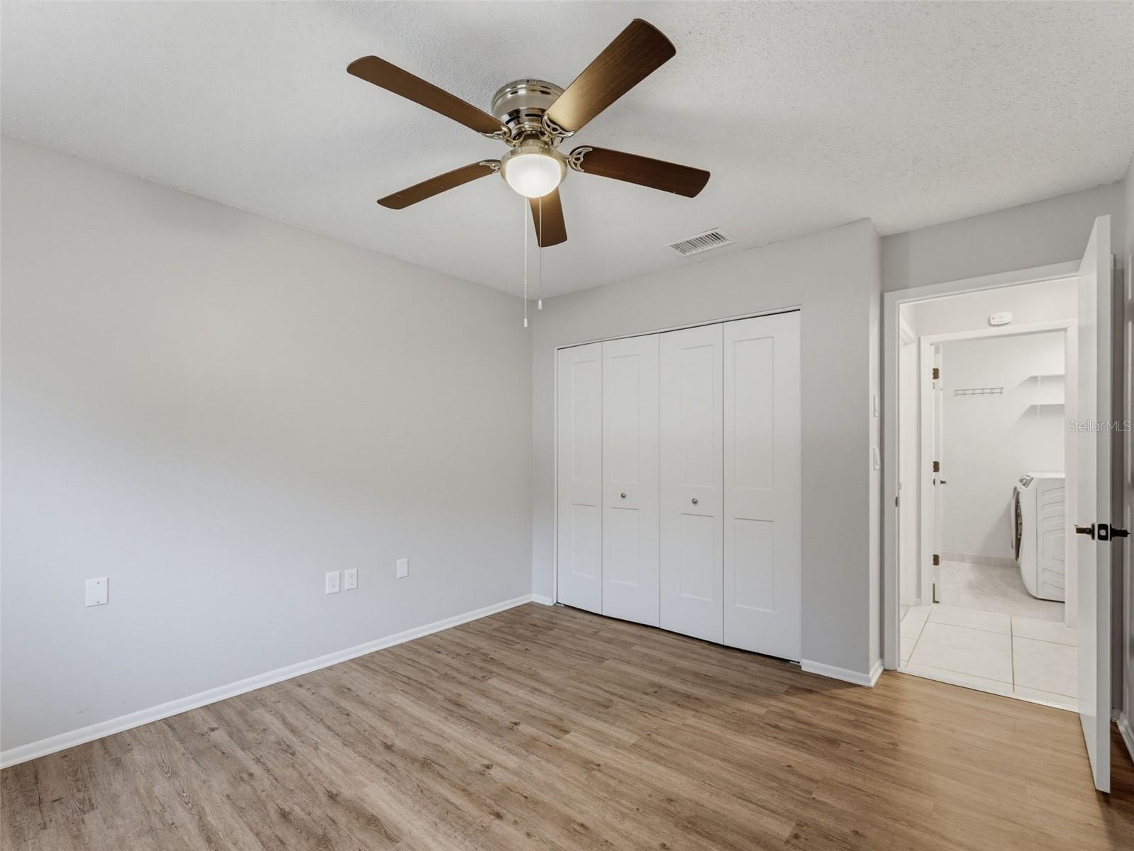 8330 HIGH POINT CIR #6 — photo 31