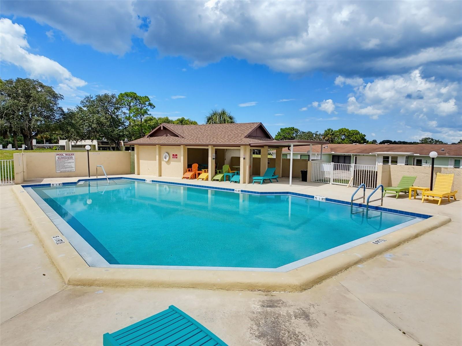 8330 HIGH POINT CIR #6 — photo 94