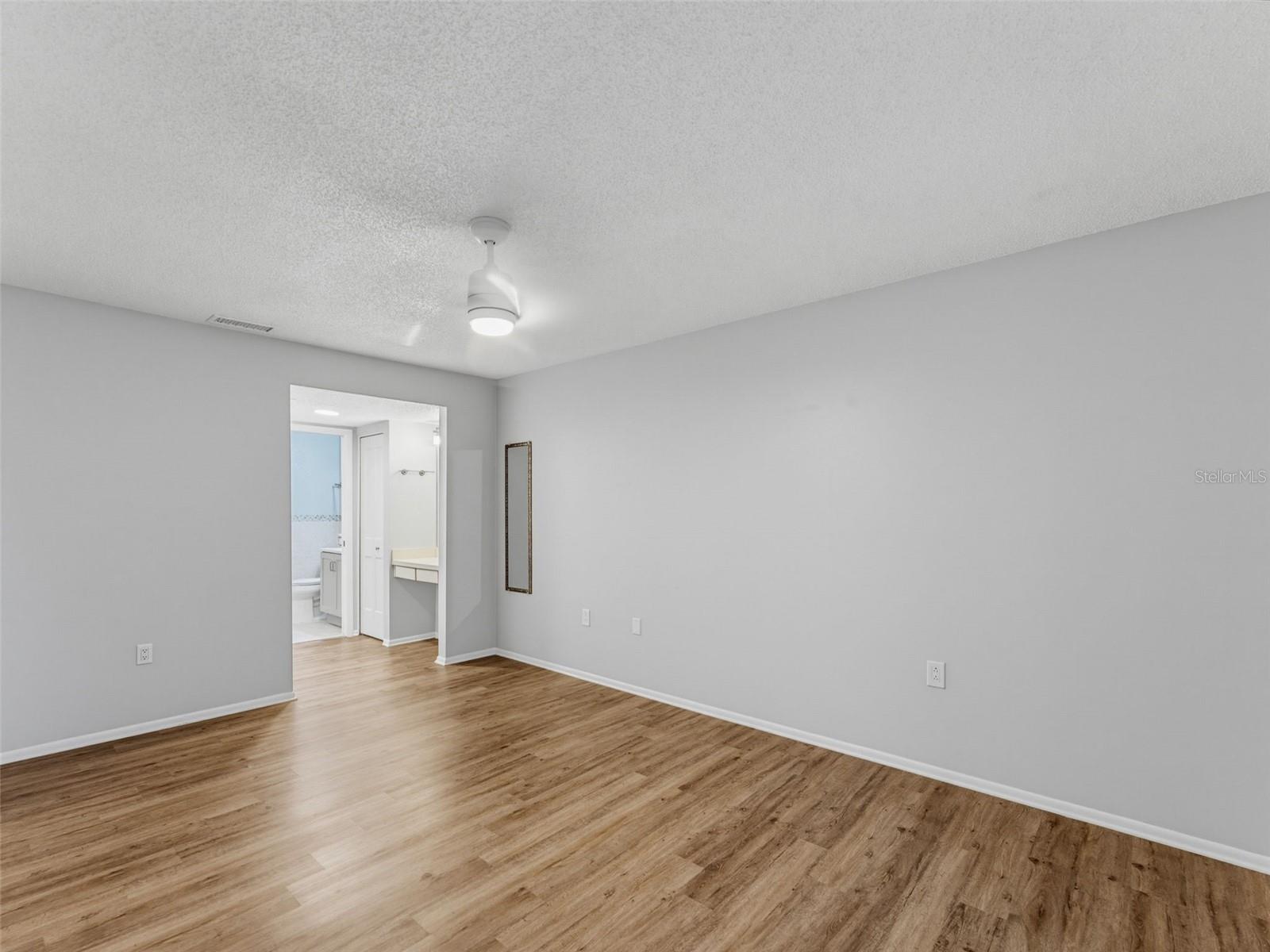 8330 HIGH POINT CIR #6 — photo 48
