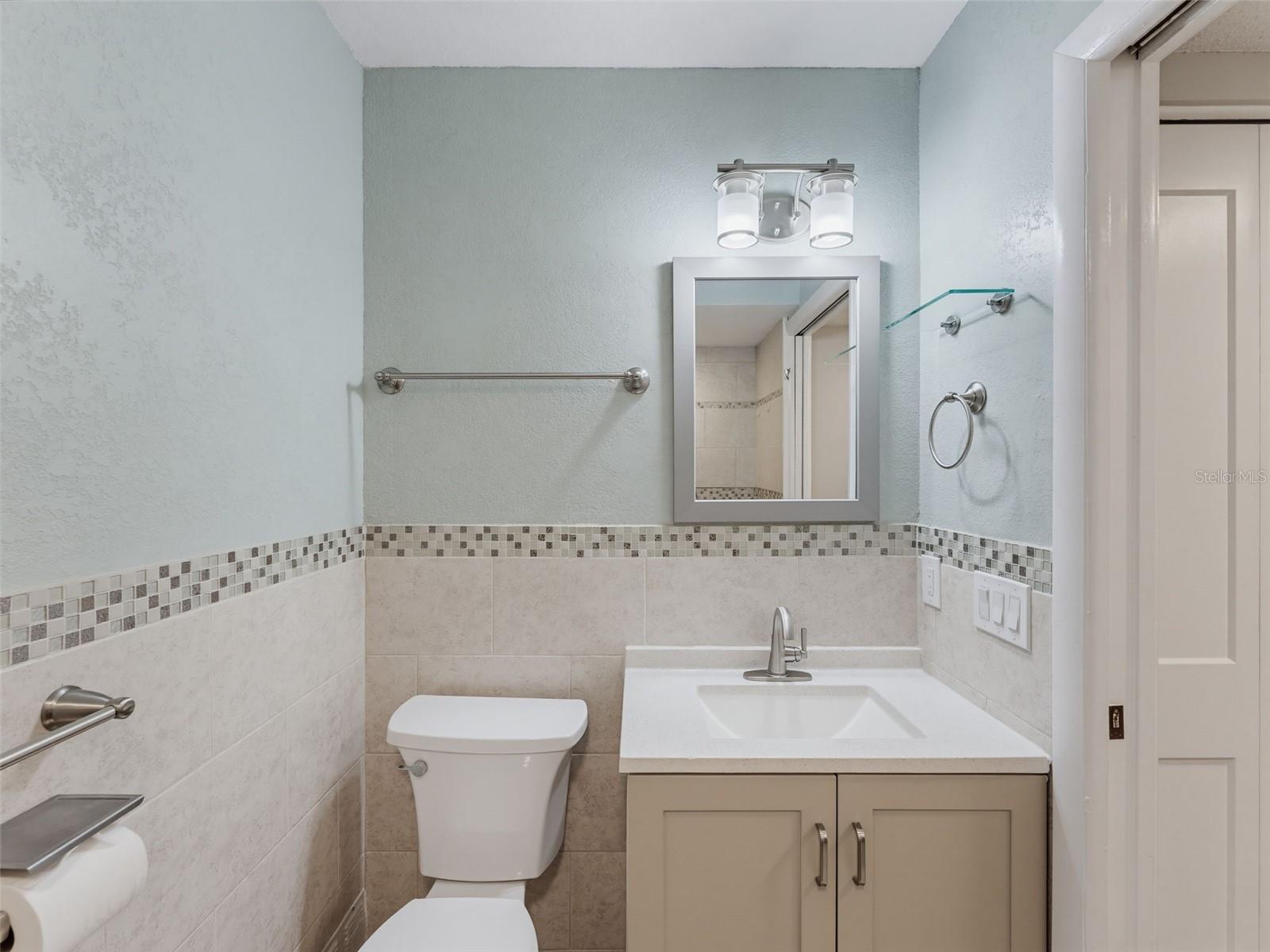8330 HIGH POINT CIR #6 — photo 57
