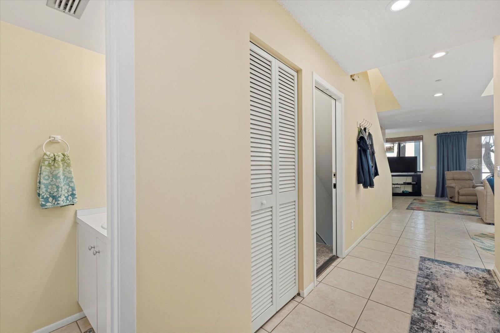 2012 HARBOURSIDE DR #2102 — photo 14