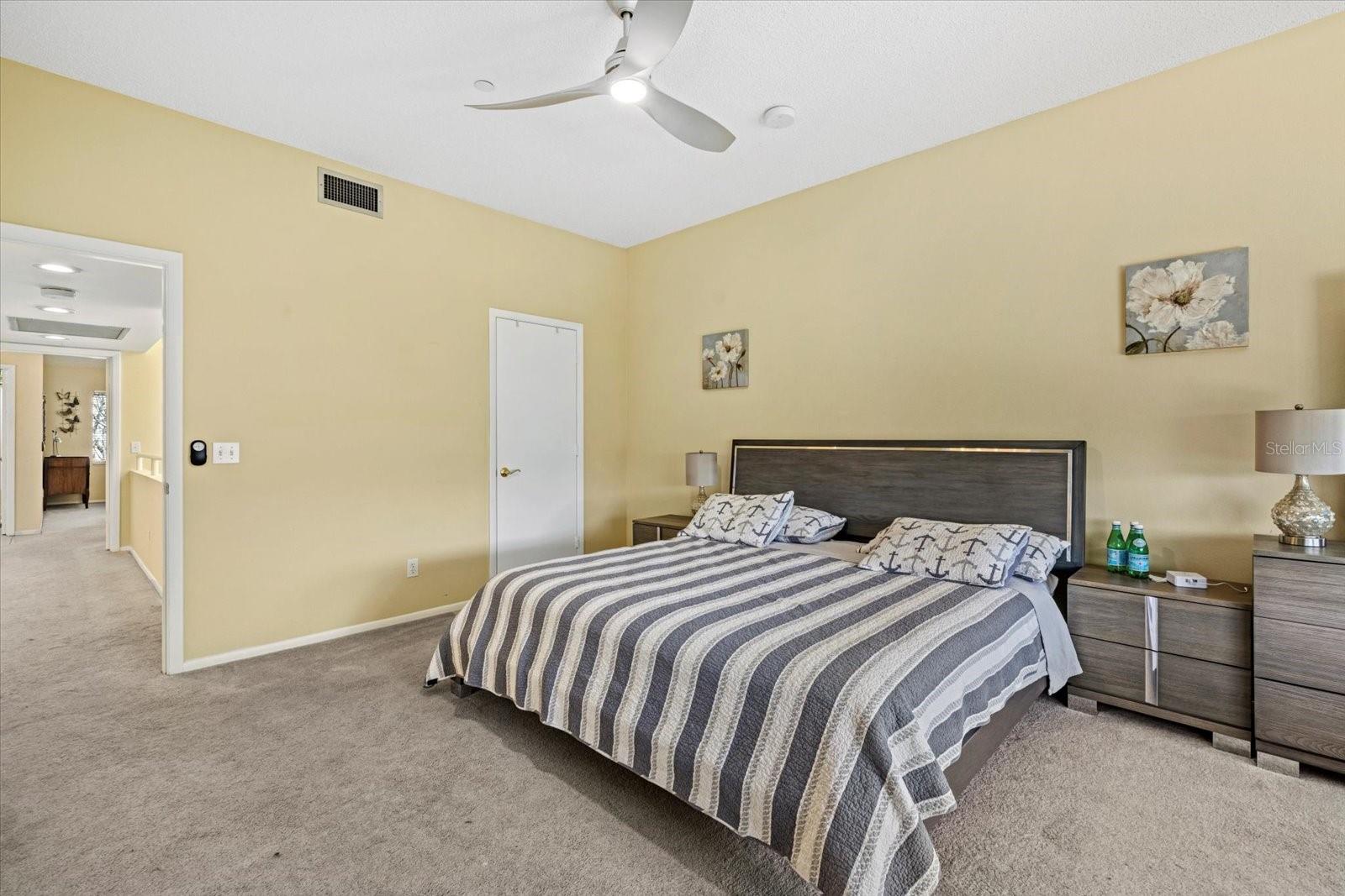 2012 HARBOURSIDE DR #2102 — photo 18
