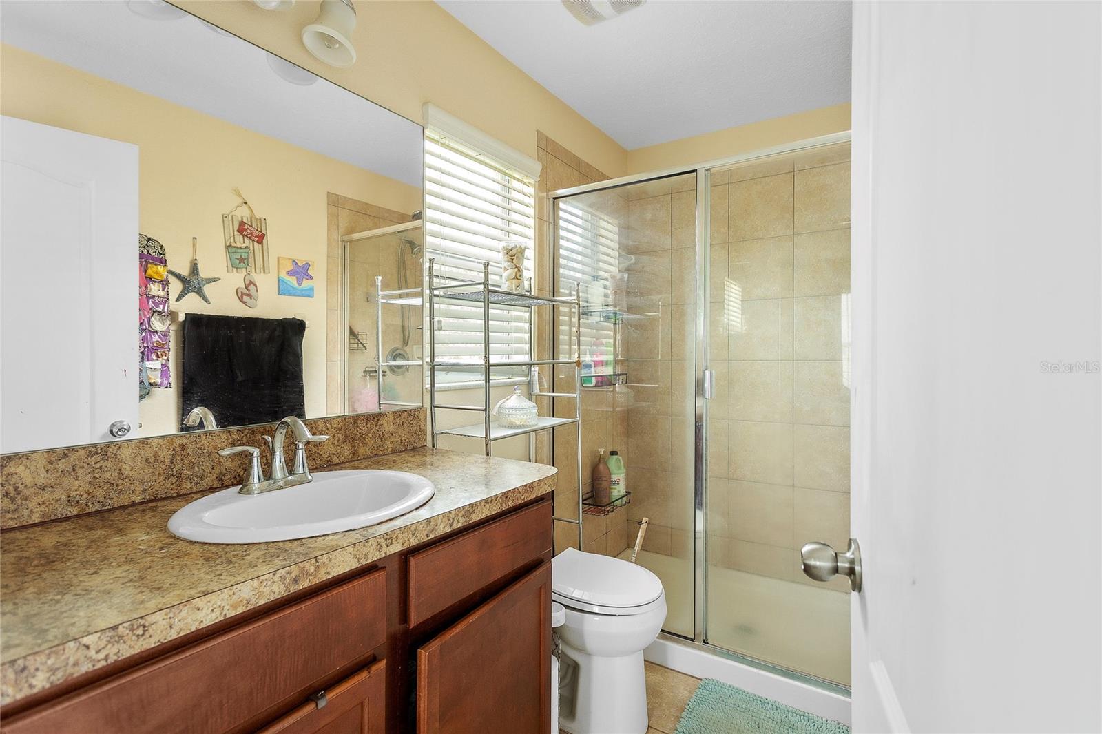 20435 NEEDLETREE DR — photo 11