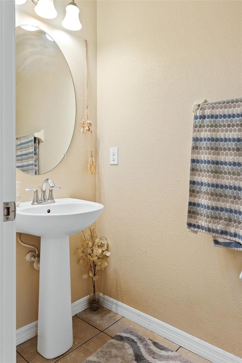 20435 NEEDLETREE DR — photo 6