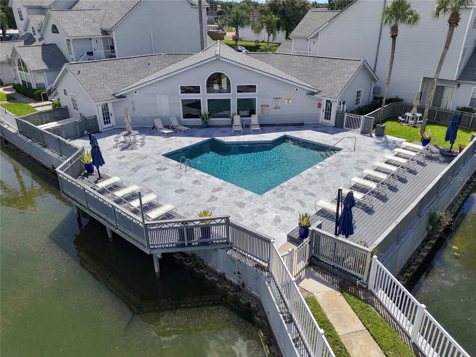 12291 ARMENIA GABLES CIR — photo 34