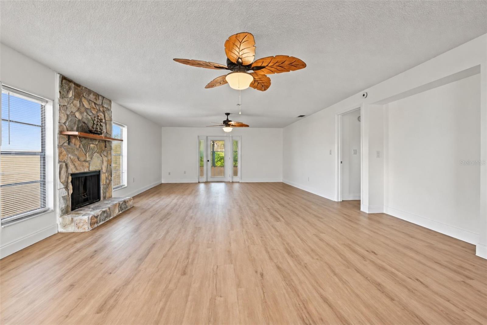 9930 EAGLES POINT CIR #1 — photo 15