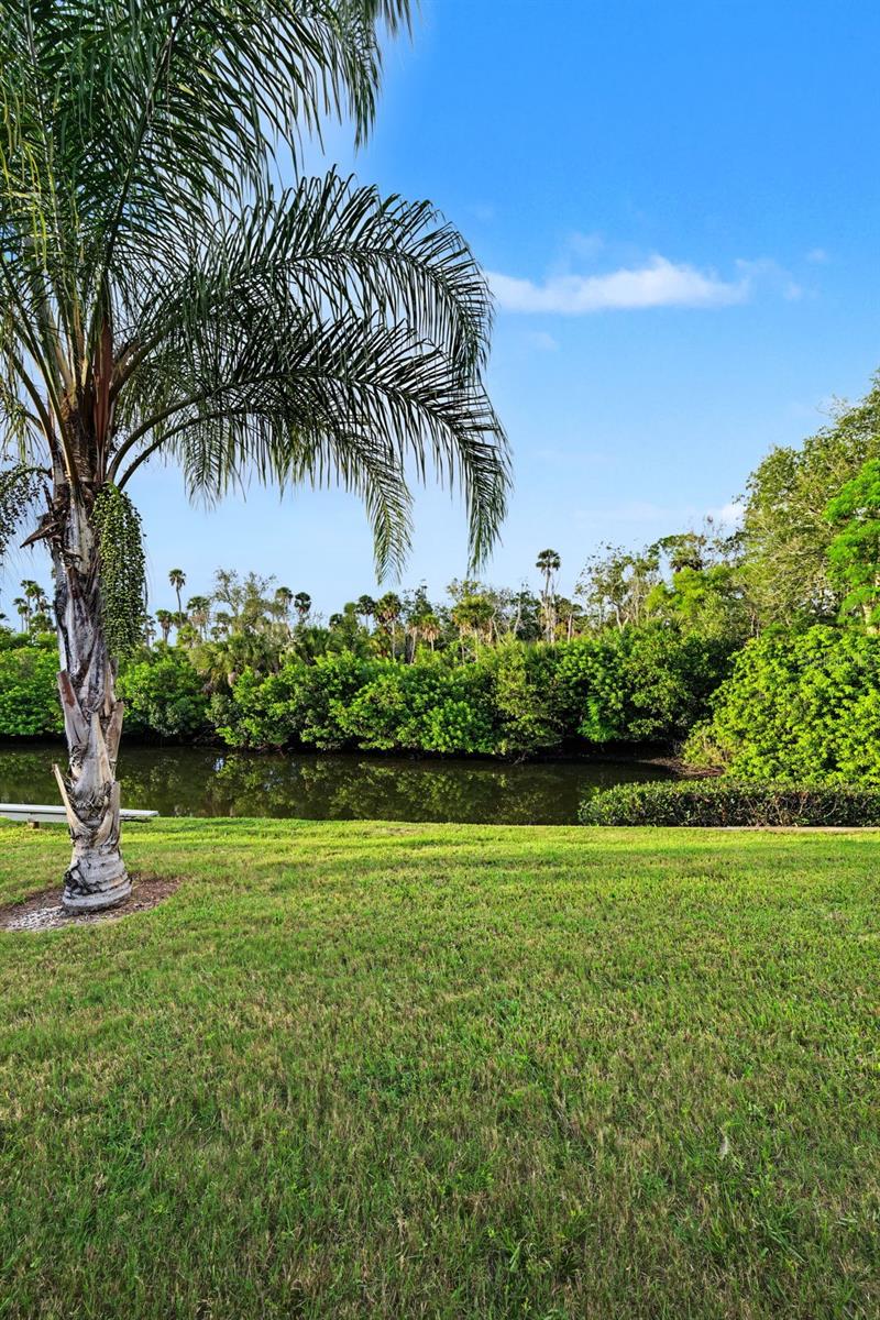 9930 EAGLES POINT CIR #1 — photo 40