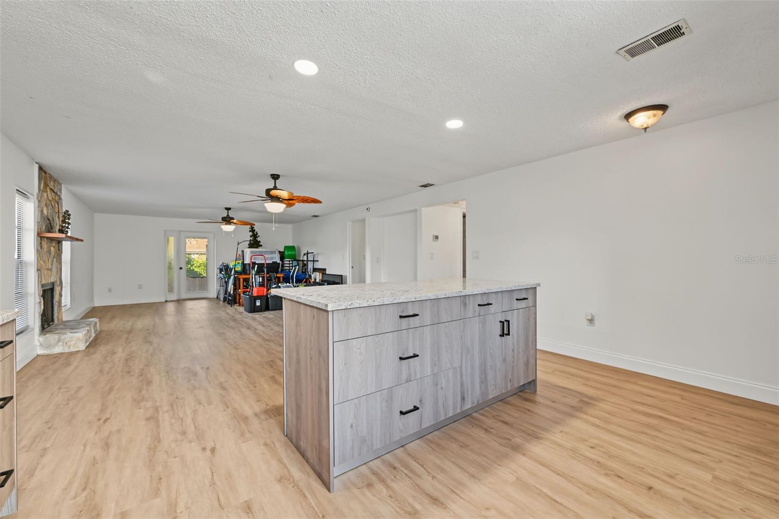 9930 EAGLES POINT CIR #1 — photo 21