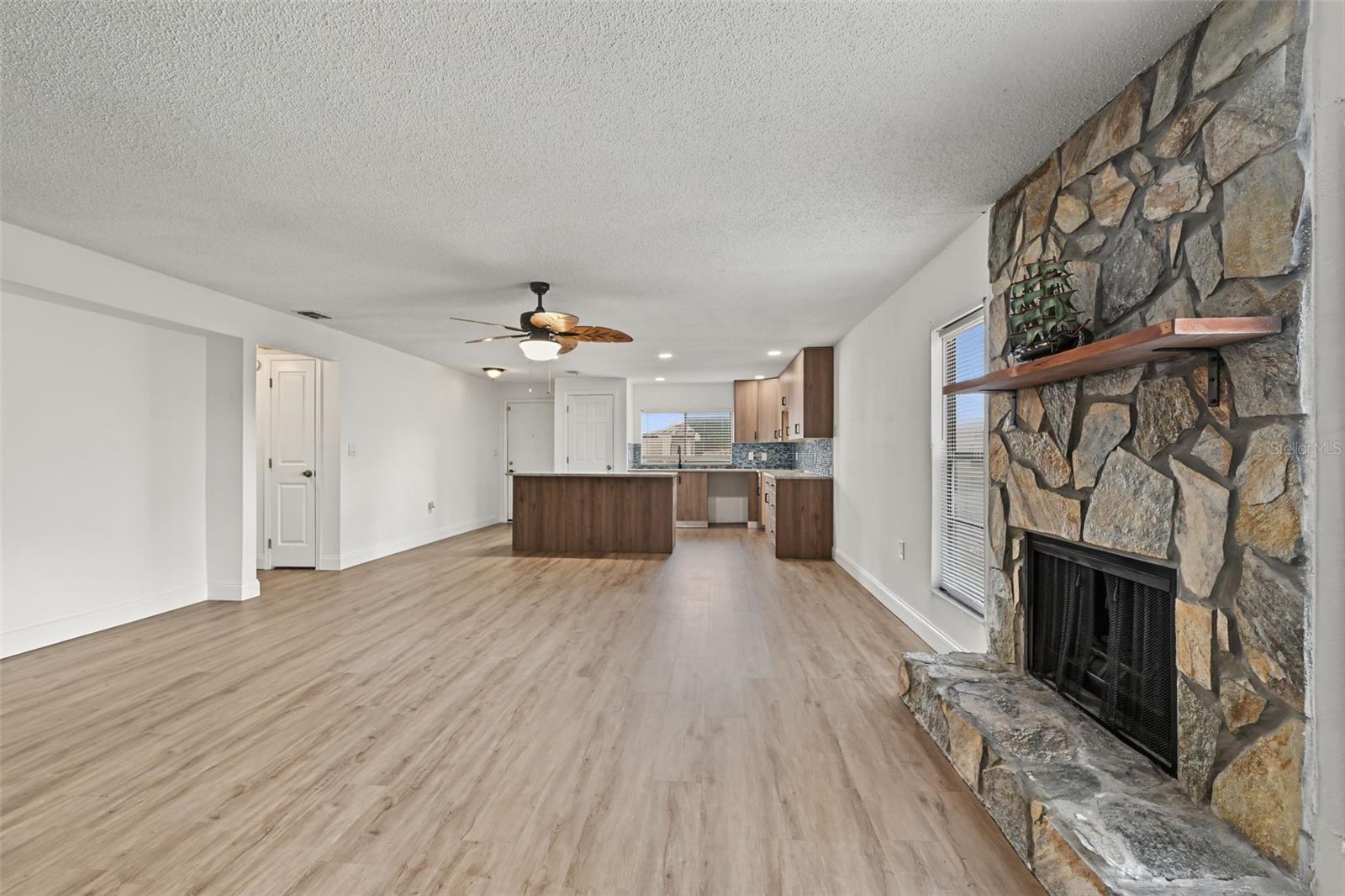 9930 EAGLES POINT CIR #1 — photo 12