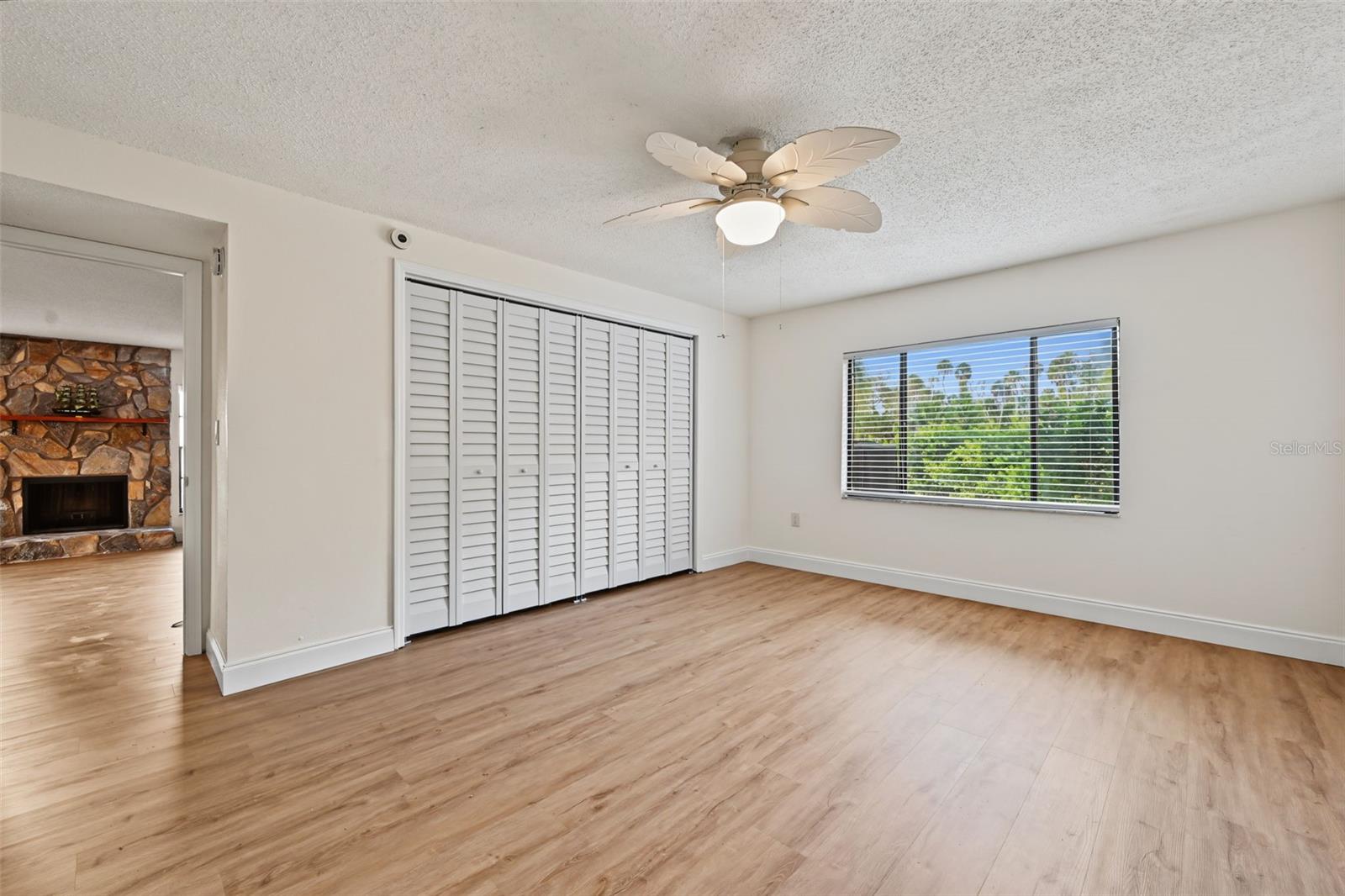 9930 EAGLES POINT CIR #1 — photo 26