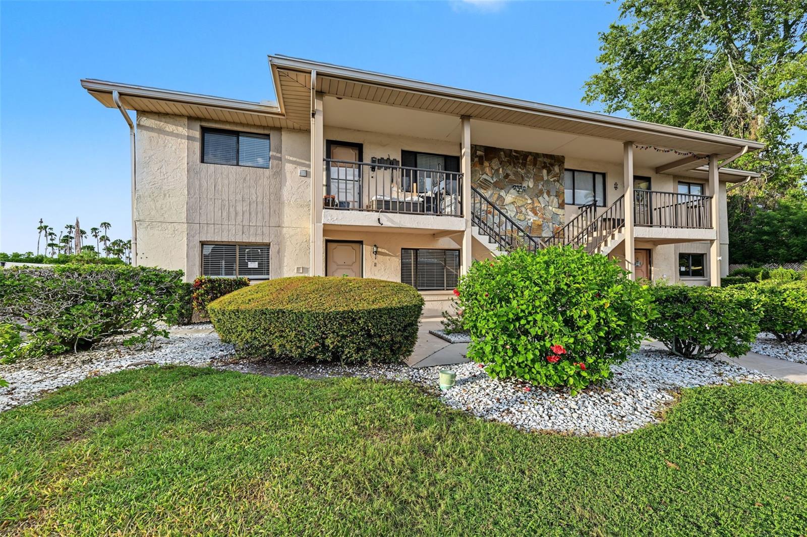 9930 EAGLES POINT CIR #1 — photo 2
