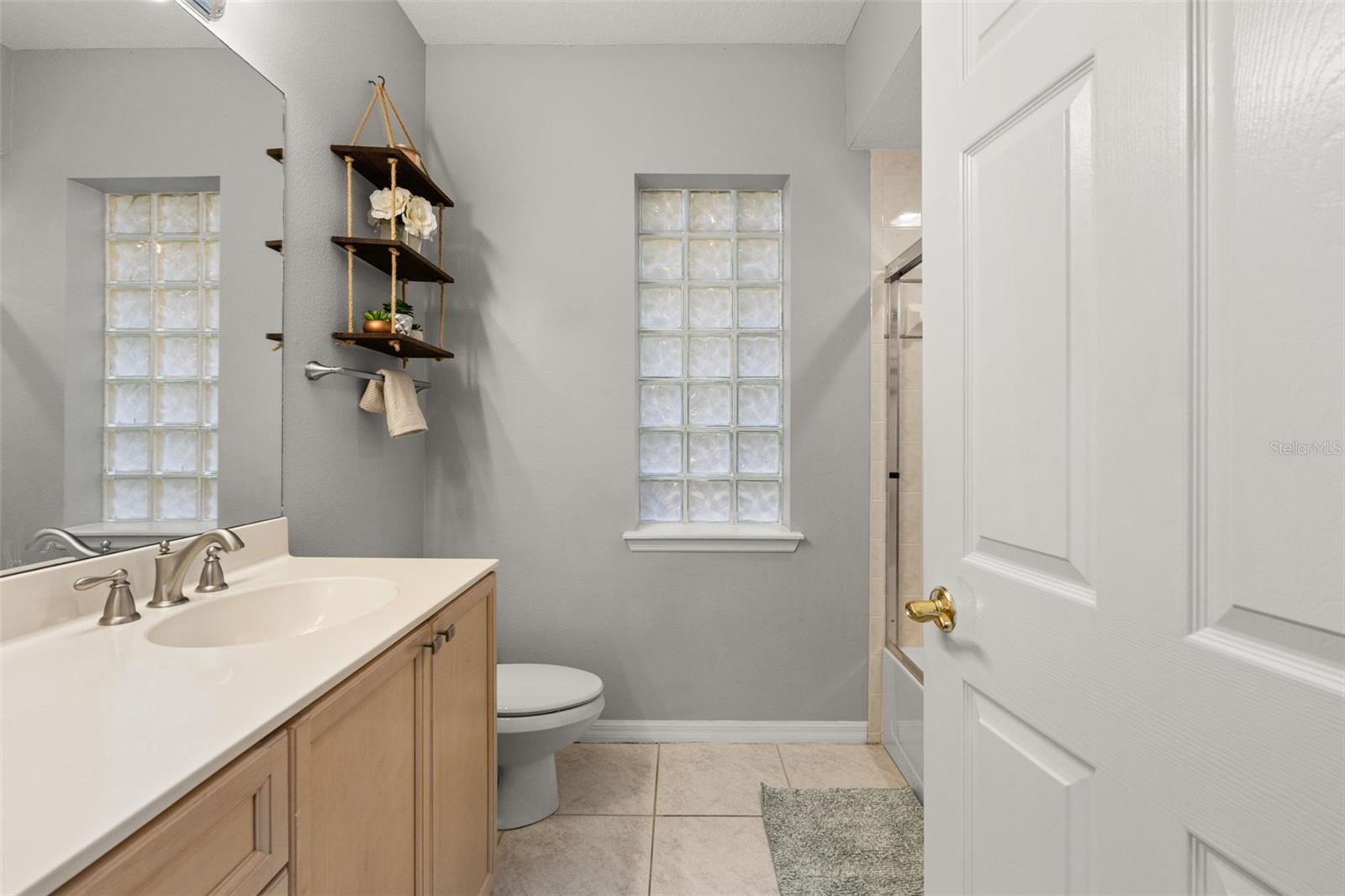 6029 HAMMOCK HILL AVE — photo 40