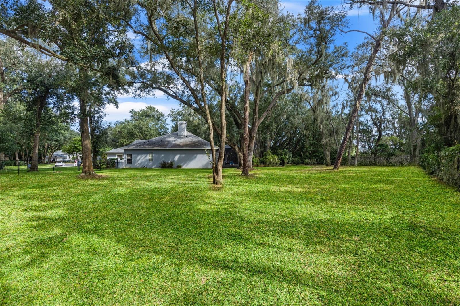6029 HAMMOCK HILL AVE — photo 52