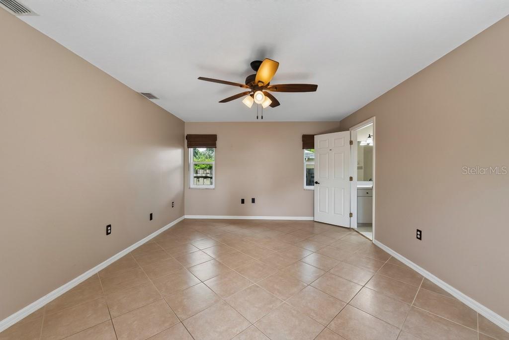 11959 MURRAY AVE — photo 27