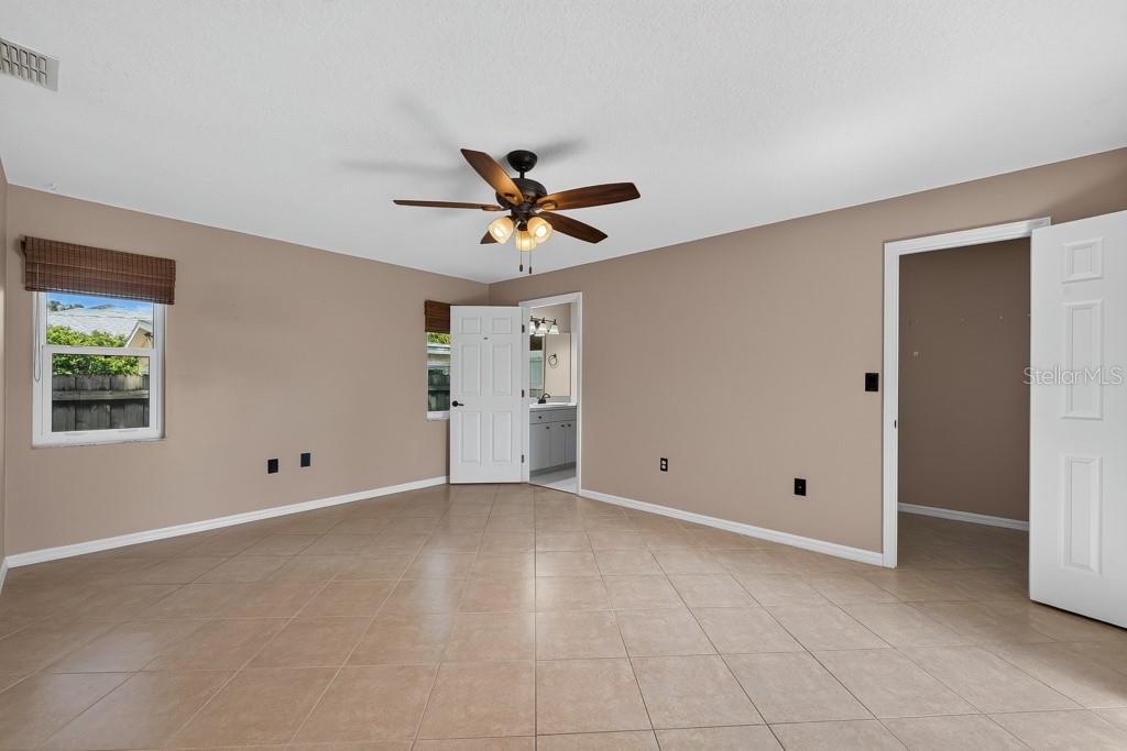 11959 MURRAY AVE — photo 23