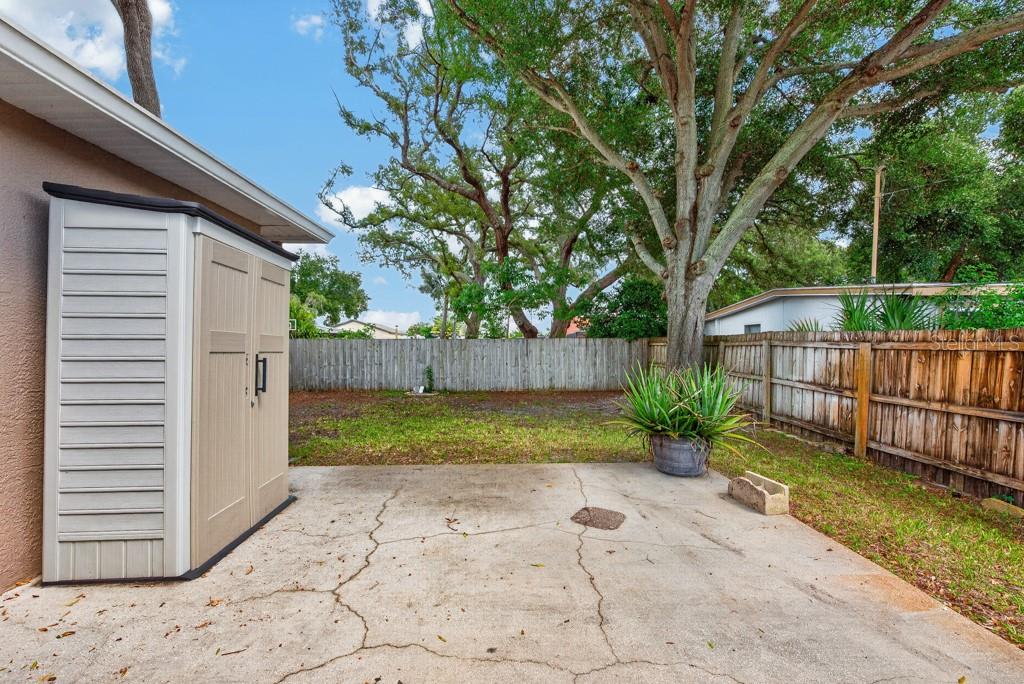 11959 MURRAY AVE — photo 40