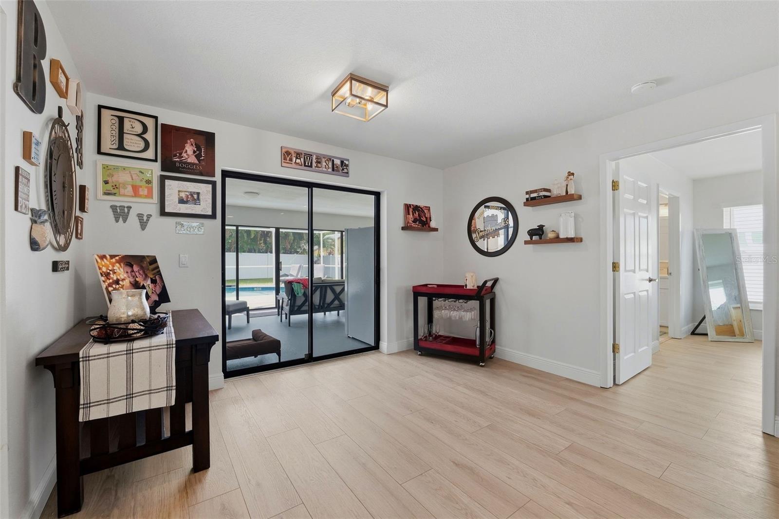 1598 VIRGINIA AVE — photo 21