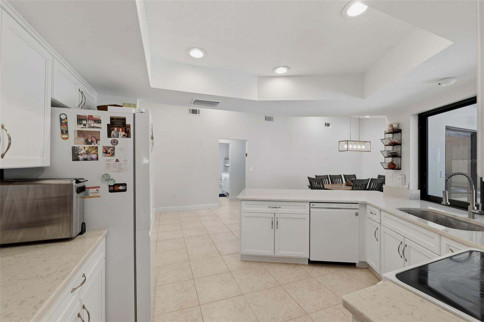 1598 VIRGINIA AVE — photo 34