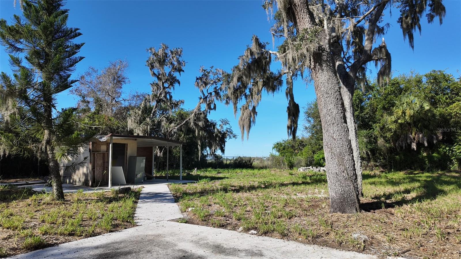 21402 E STATE ROAD 64 — photo 34