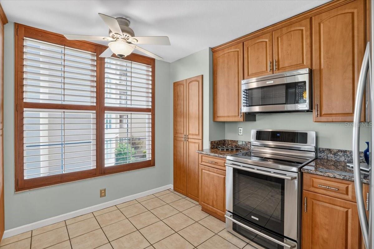 4570 PINEBROOK CIR #208 — photo 10