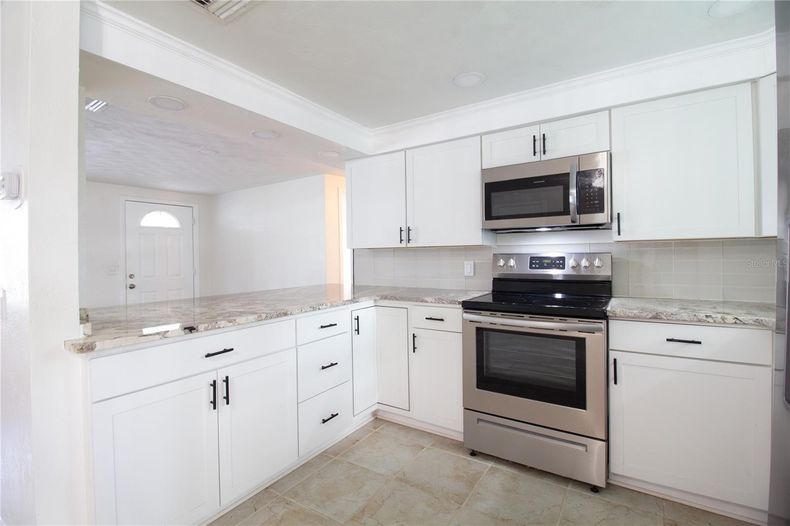 1408 JENNINGS DR — photo 10