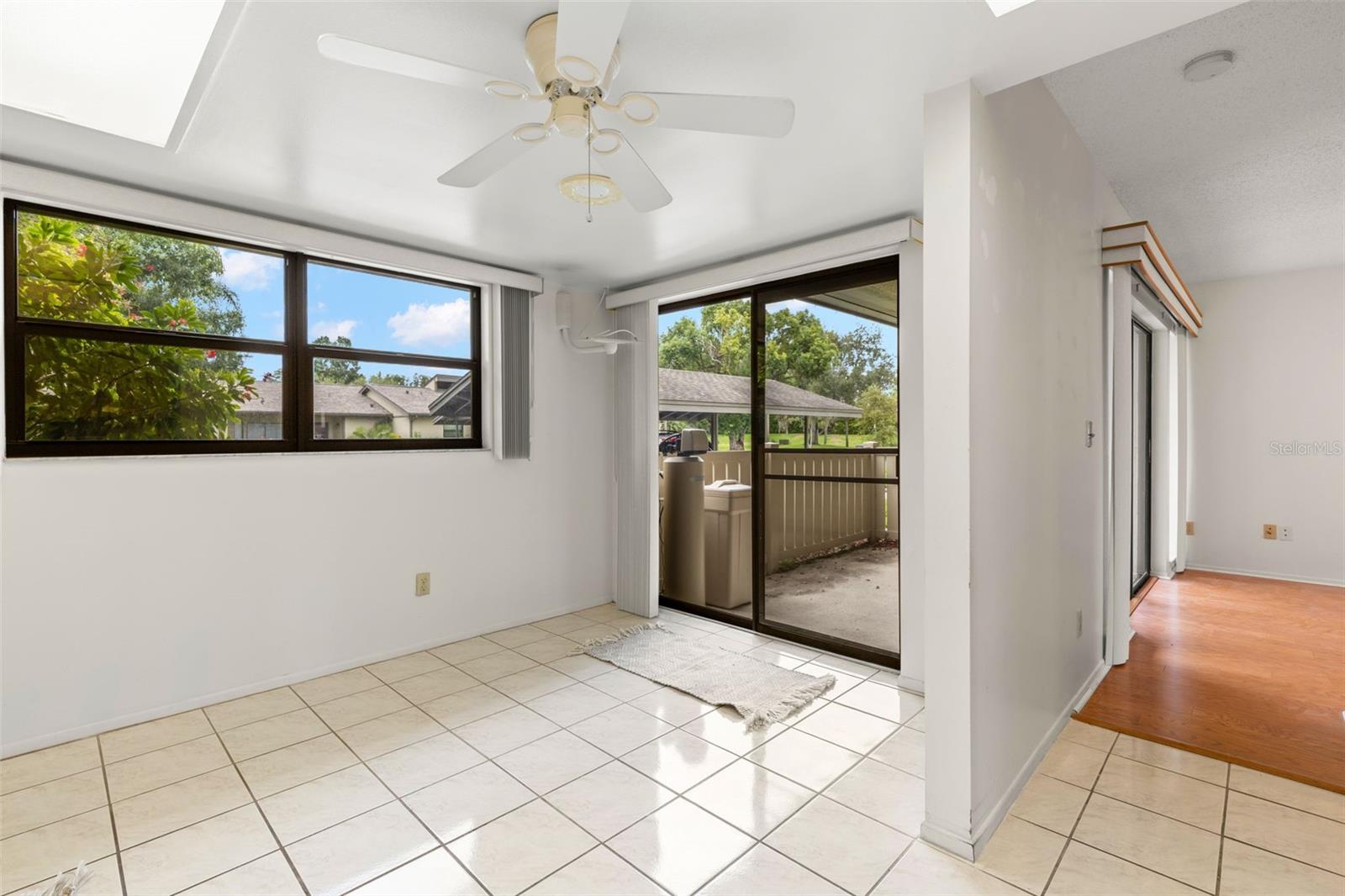 210 GRETCHEN CT — photo 16
