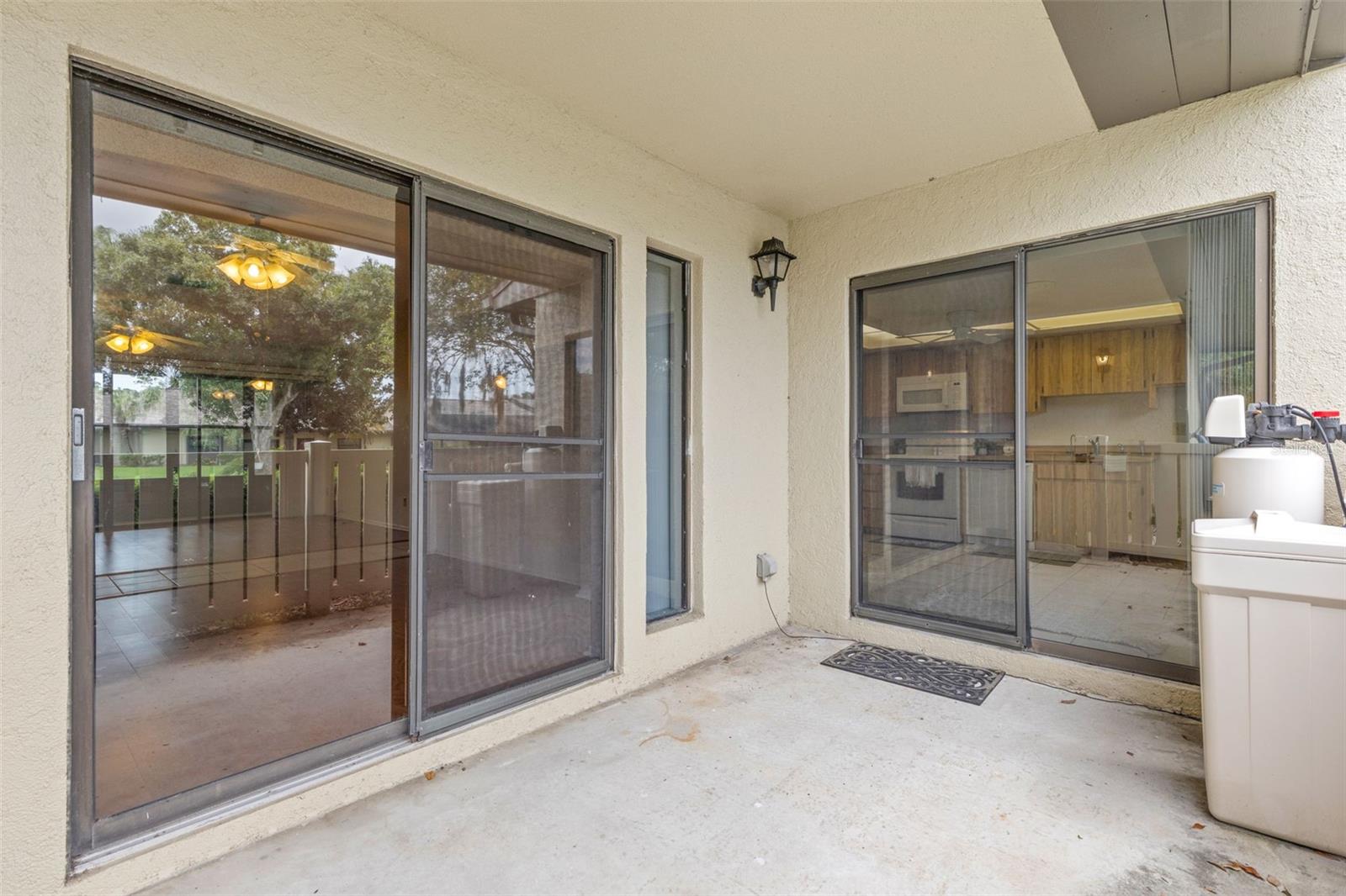 210 GRETCHEN CT — photo 3