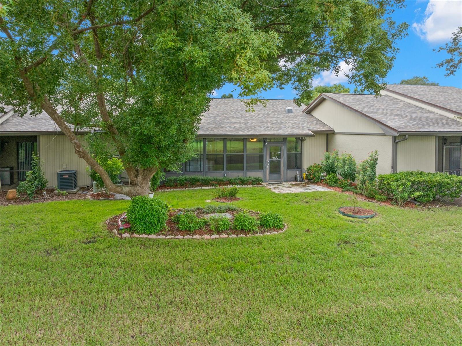 210 GRETCHEN CT — photo 30