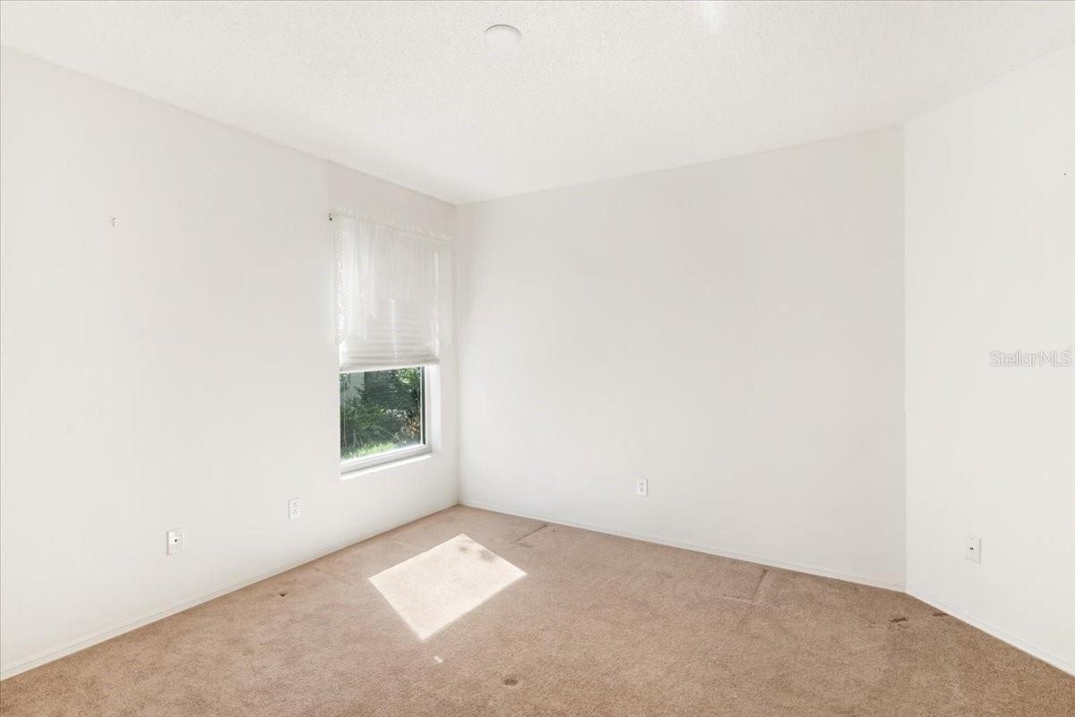 4254 TENNYSON WAY — photo 21