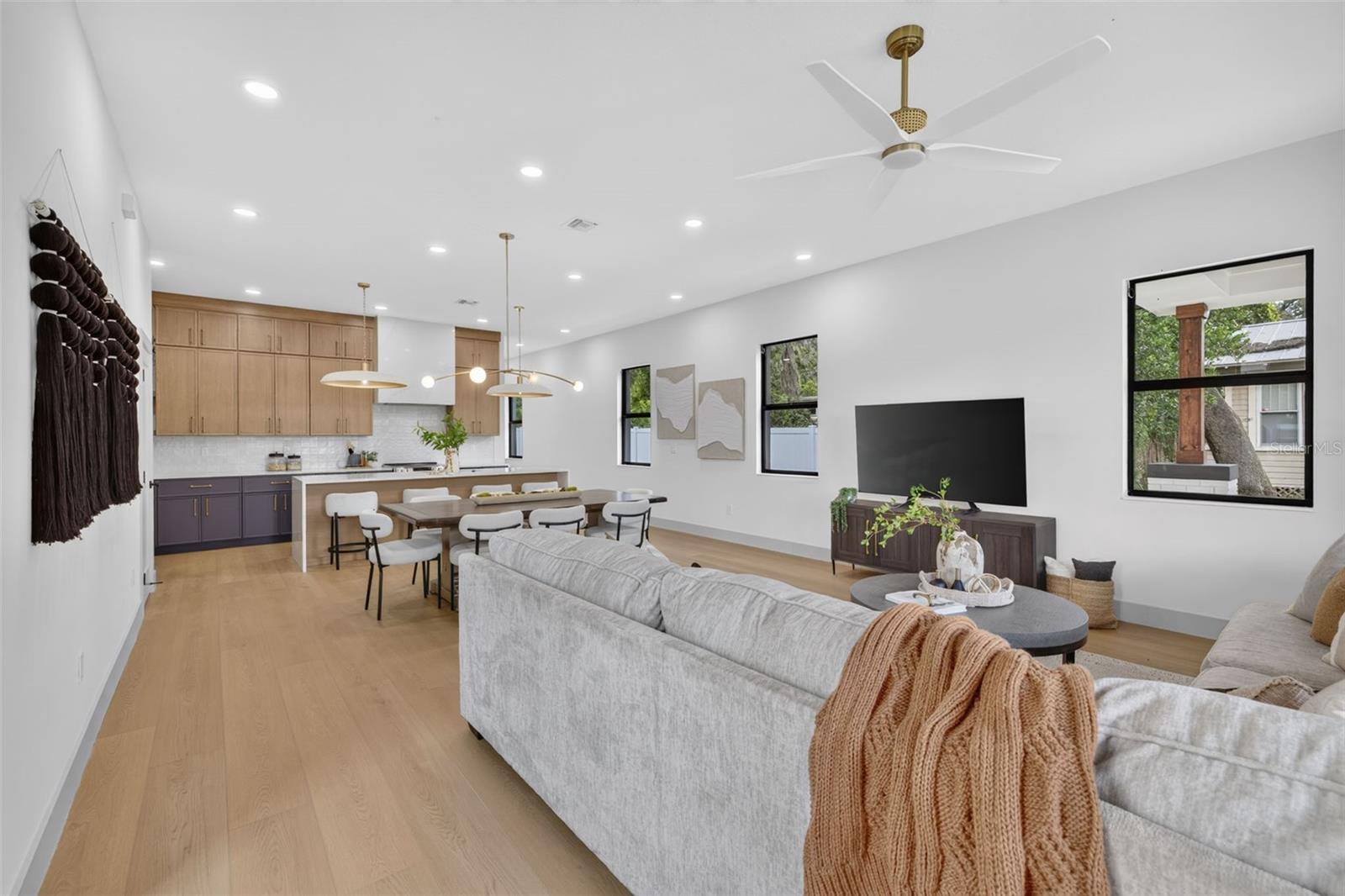 1207 E ELLICOTT ST — photo 5