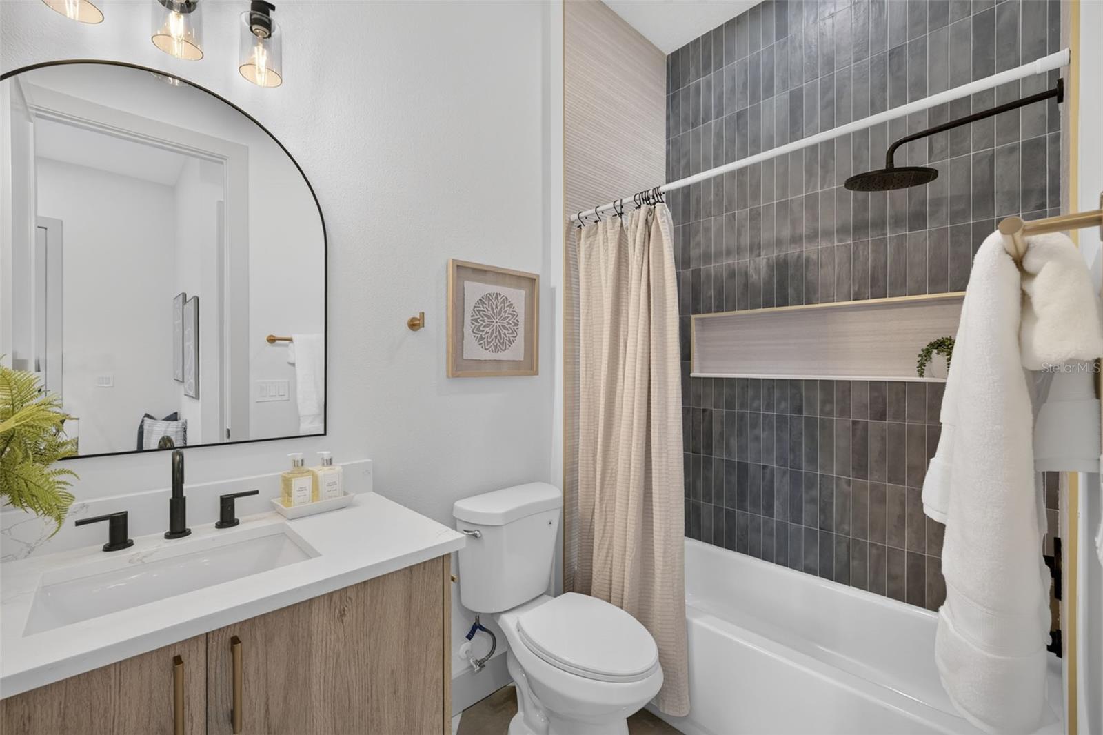 1207 E ELLICOTT ST — photo 19