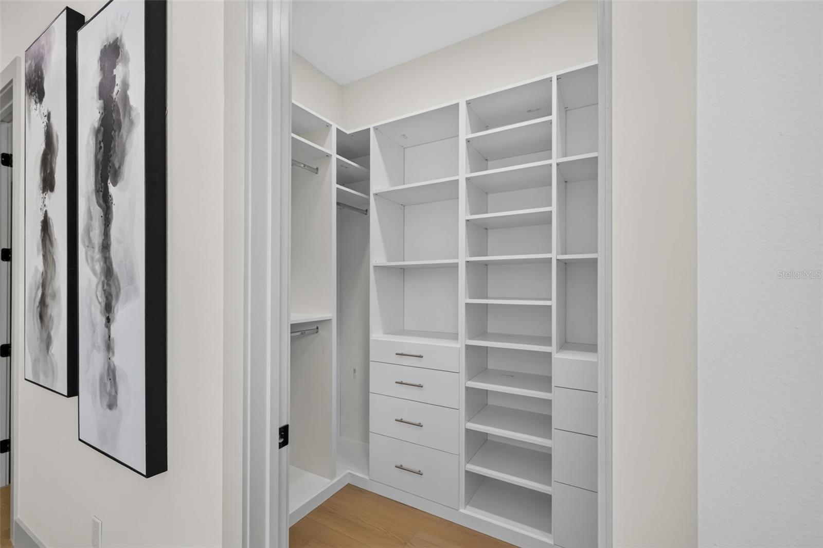 1207 E ELLICOTT ST — photo 34
