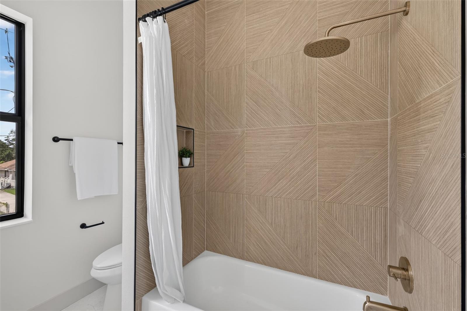1207 E ELLICOTT ST — photo 43