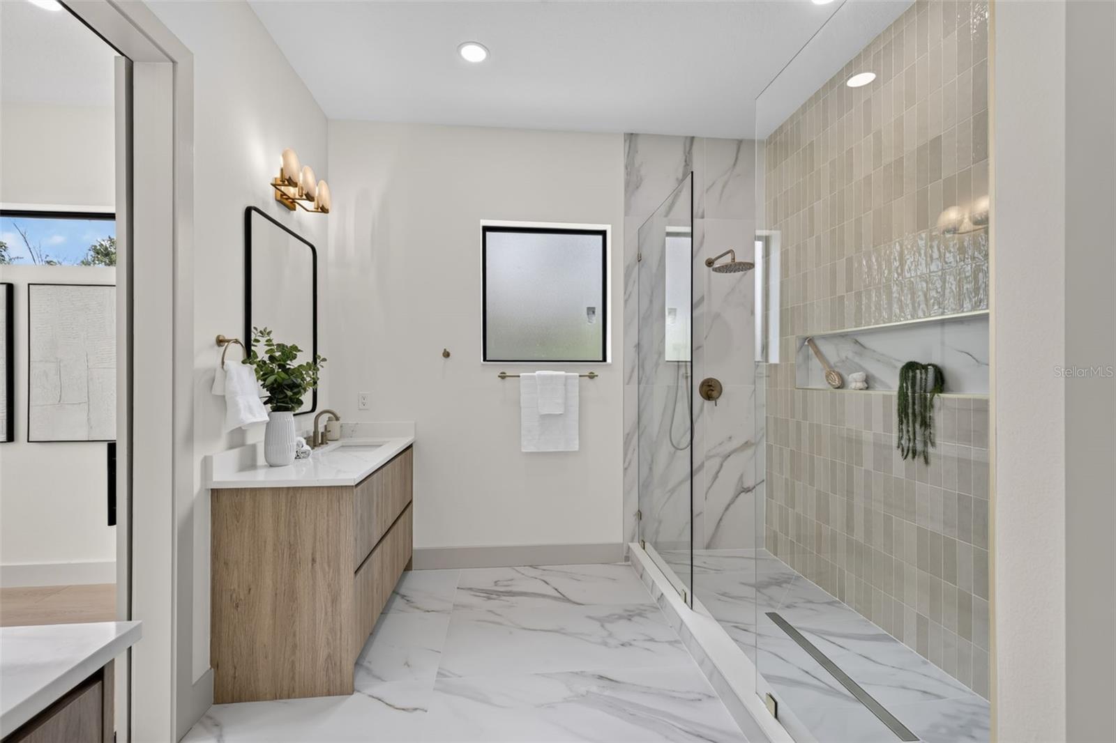 1207 E ELLICOTT ST — photo 37