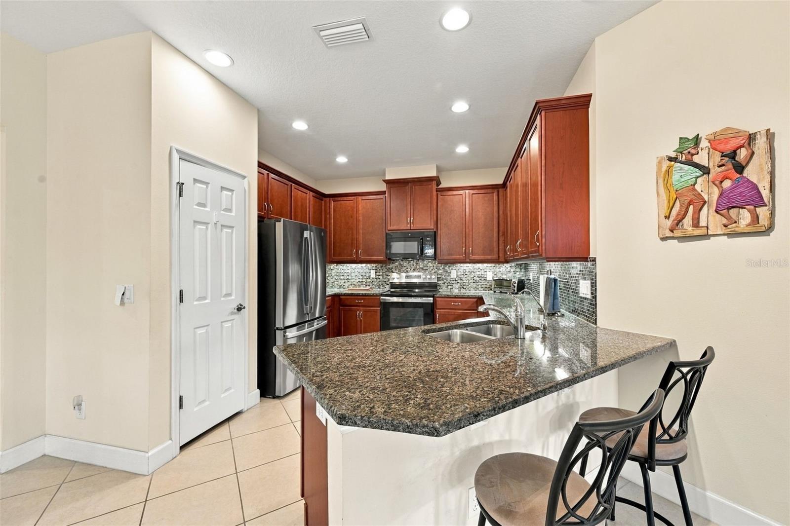 704 CHIPPER DR — photo 12