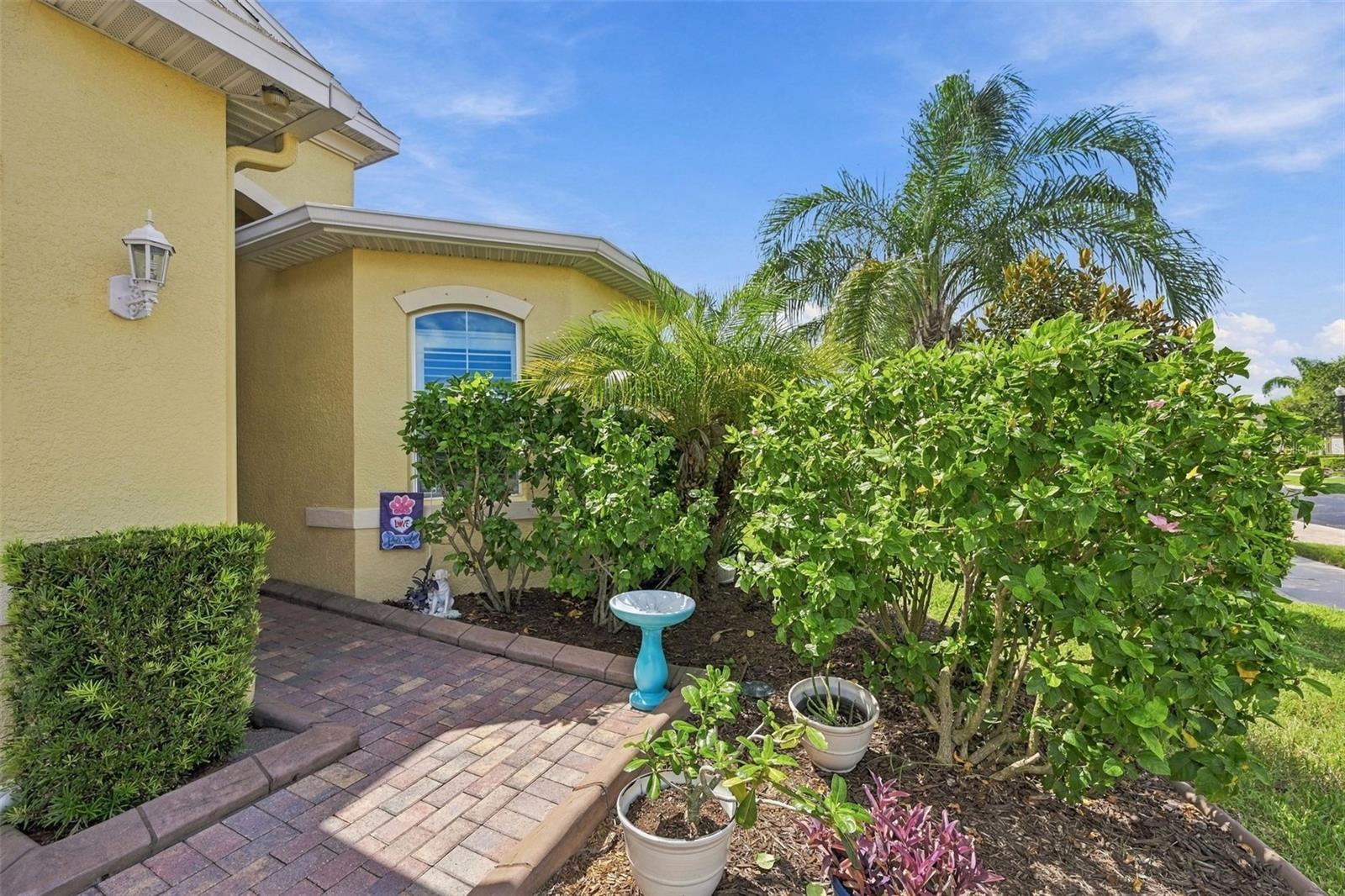 704 CHIPPER DR — photo 44