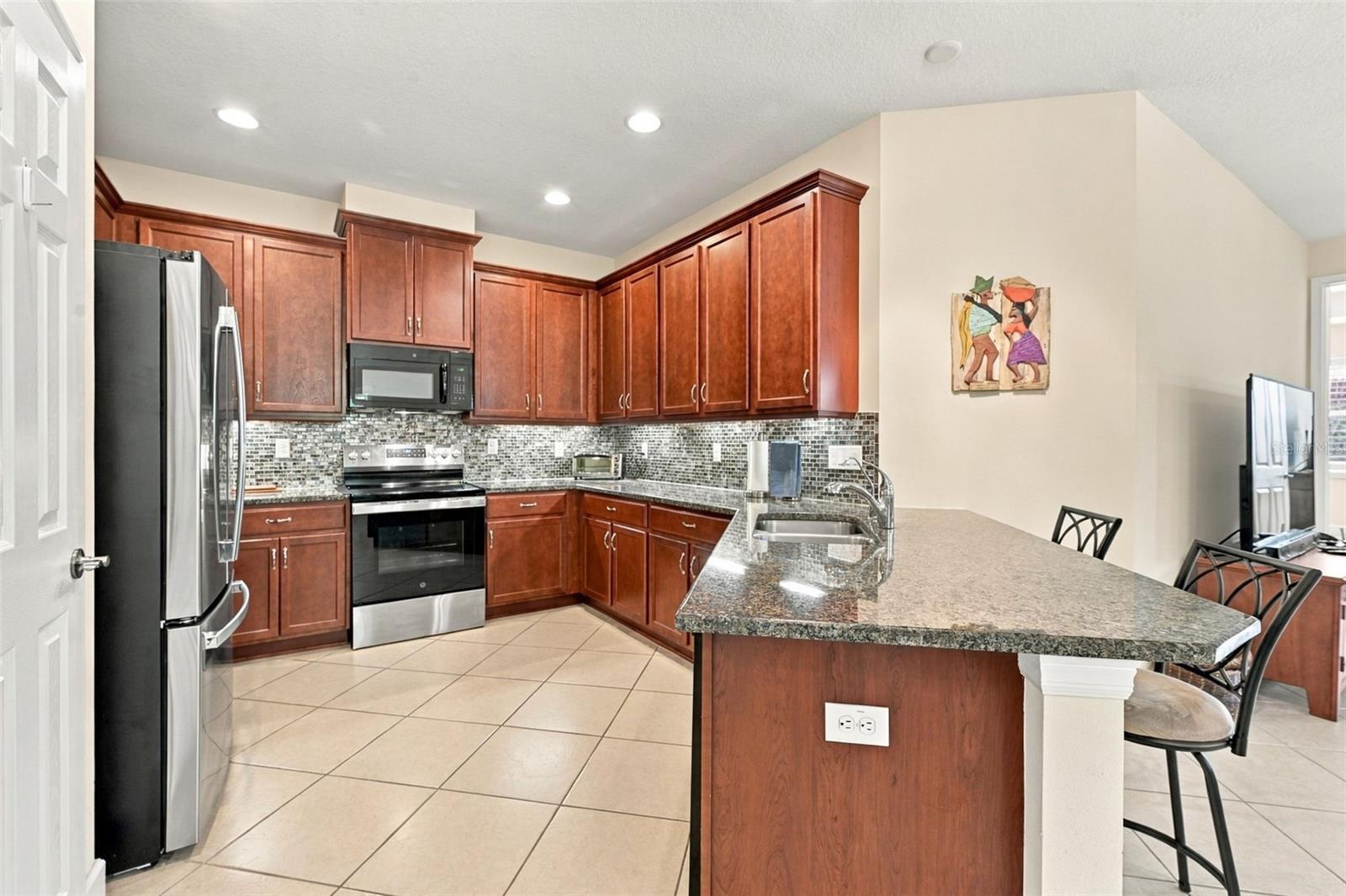 704 CHIPPER DR — photo 15