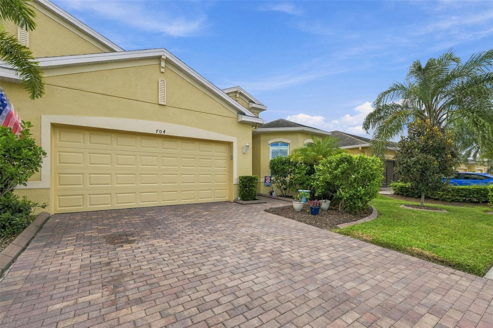 704 CHIPPER DR — photo 41