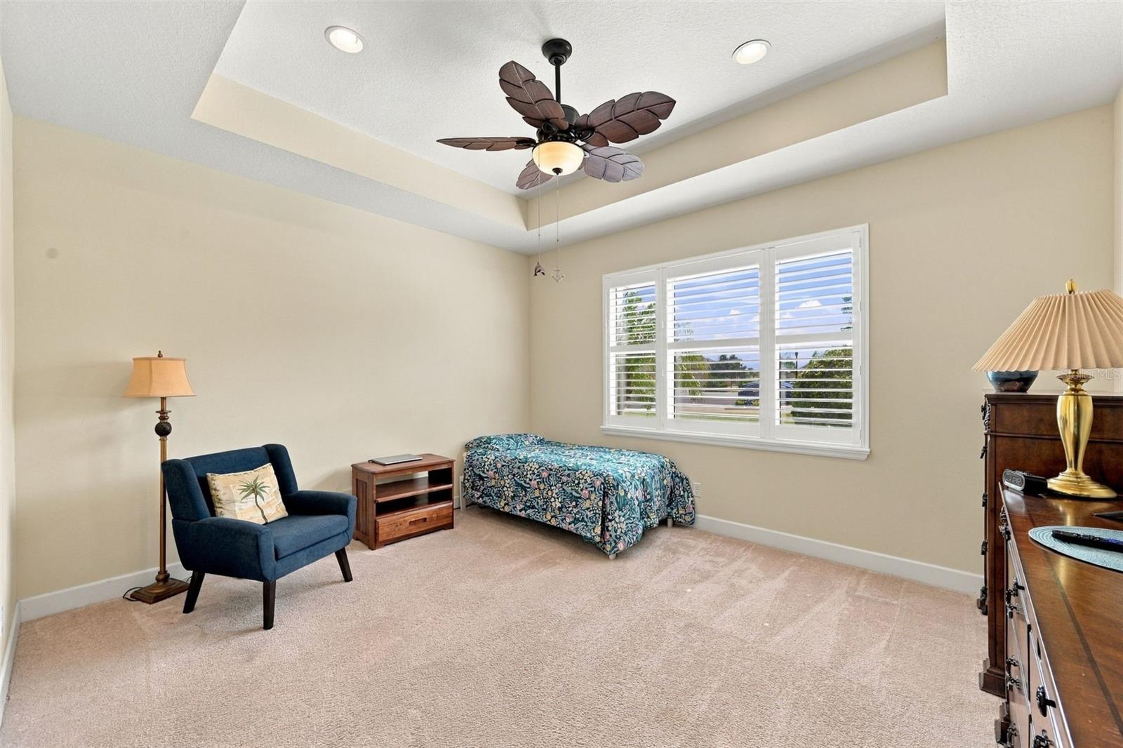 704 CHIPPER DR — photo 18