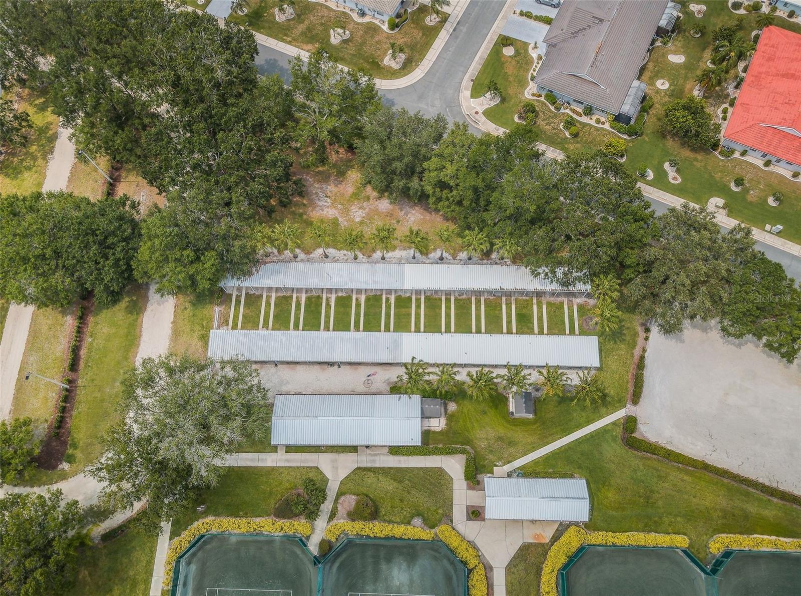 704 CHIPPER DR — photo 64