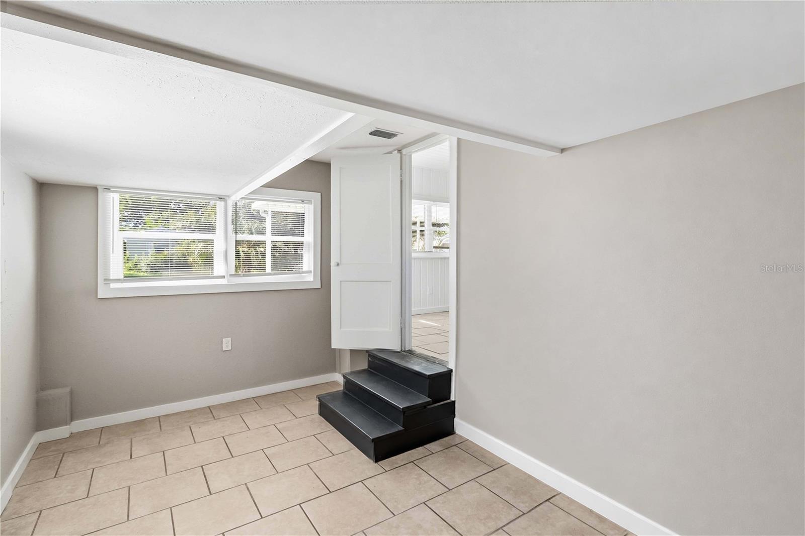 1517 W RIVER SHORE WAY — photo 21