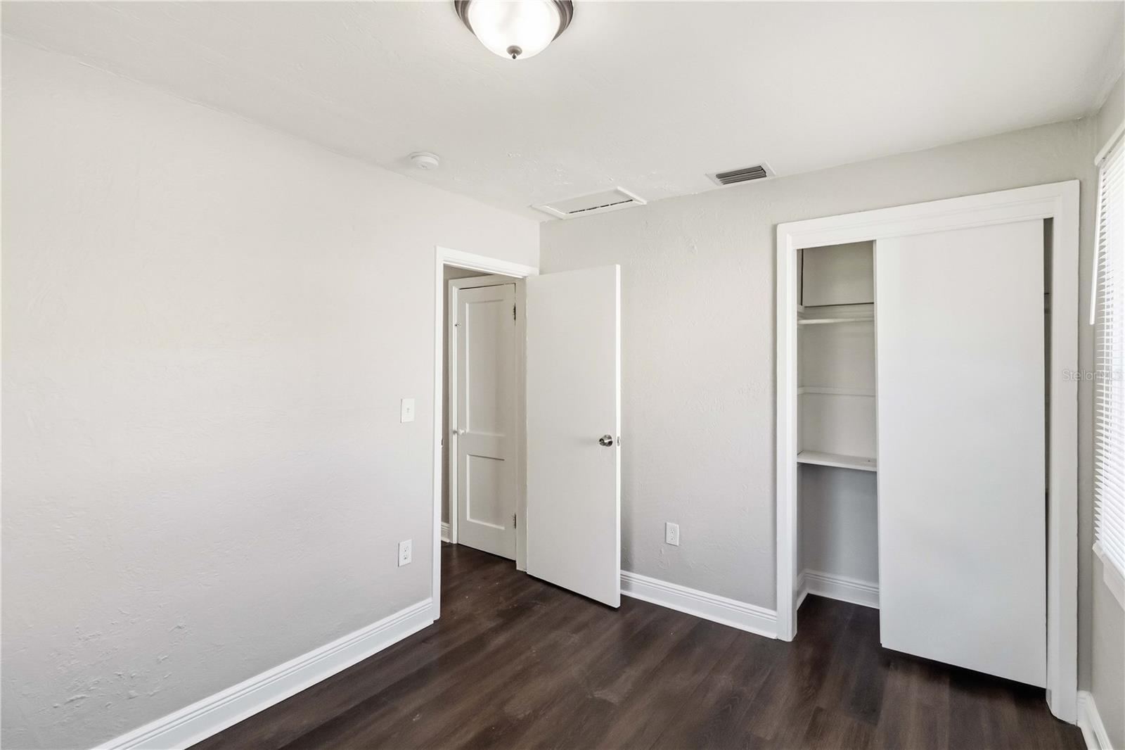 1517 W RIVER SHORE WAY — photo 11