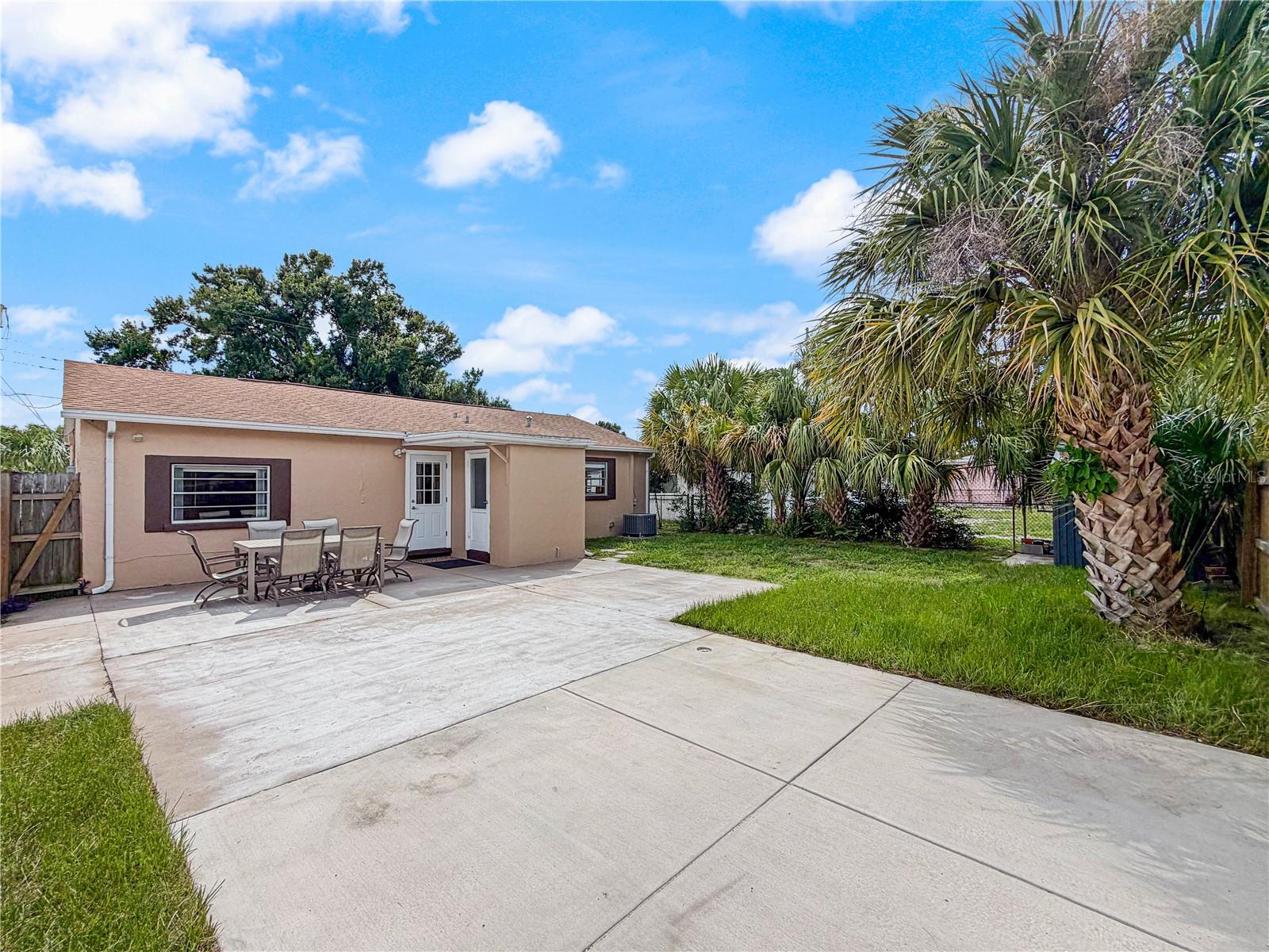 2509 W LEMON ST — photo 30