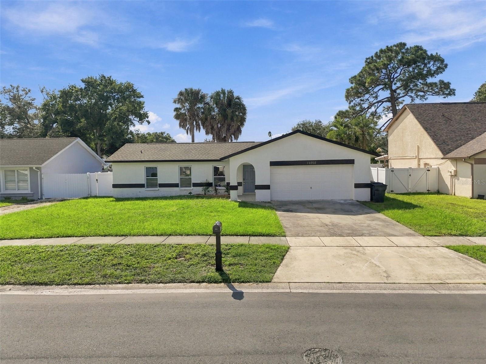 13918 BRIARDALE LN — photo 68