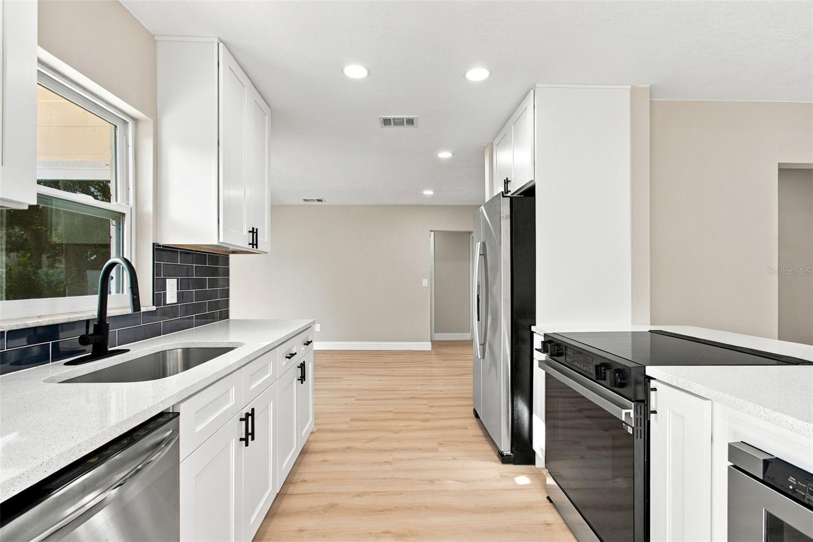 13918 BRIARDALE LN — photo 22