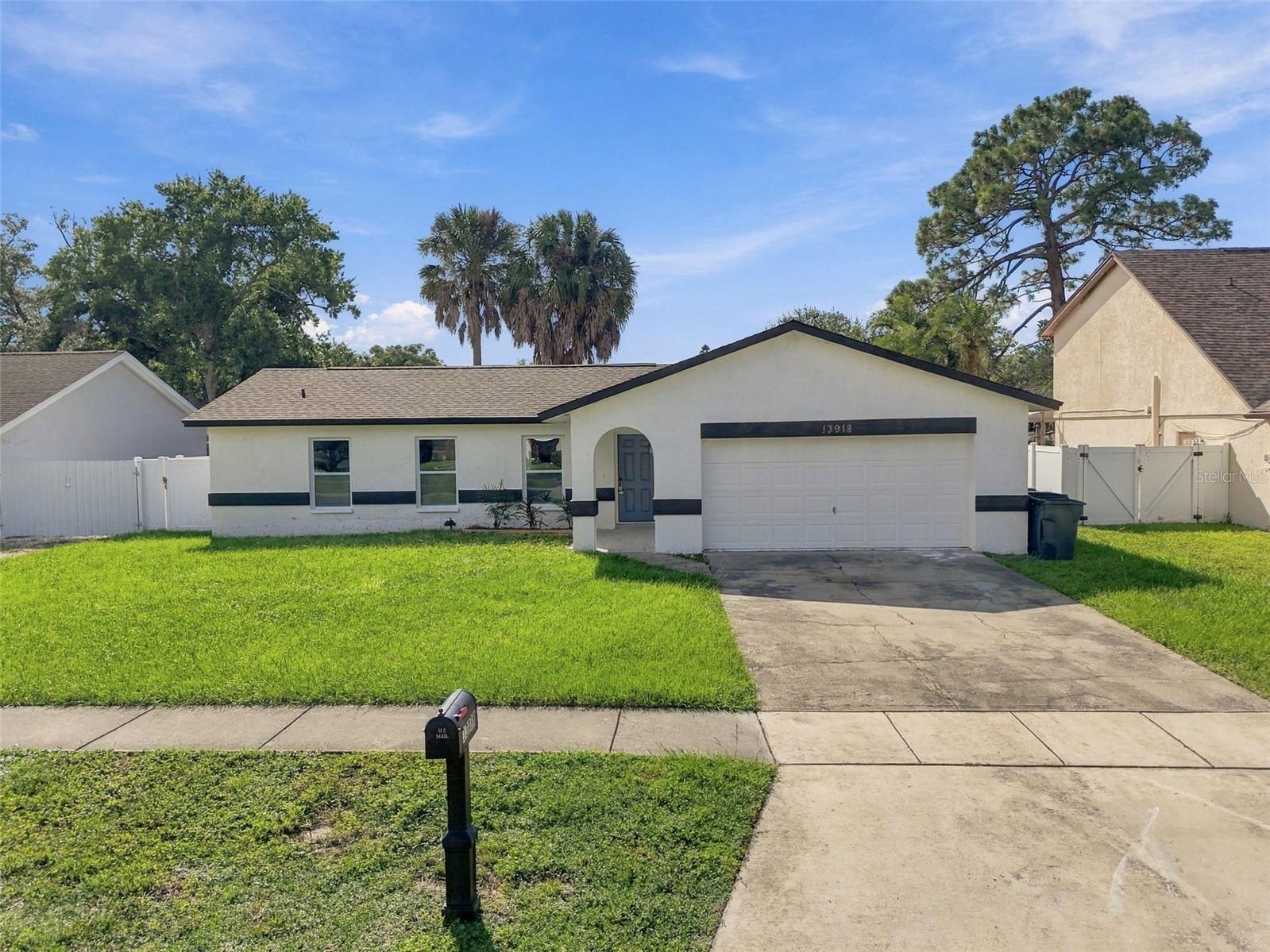 13918 BRIARDALE LN — photo 67