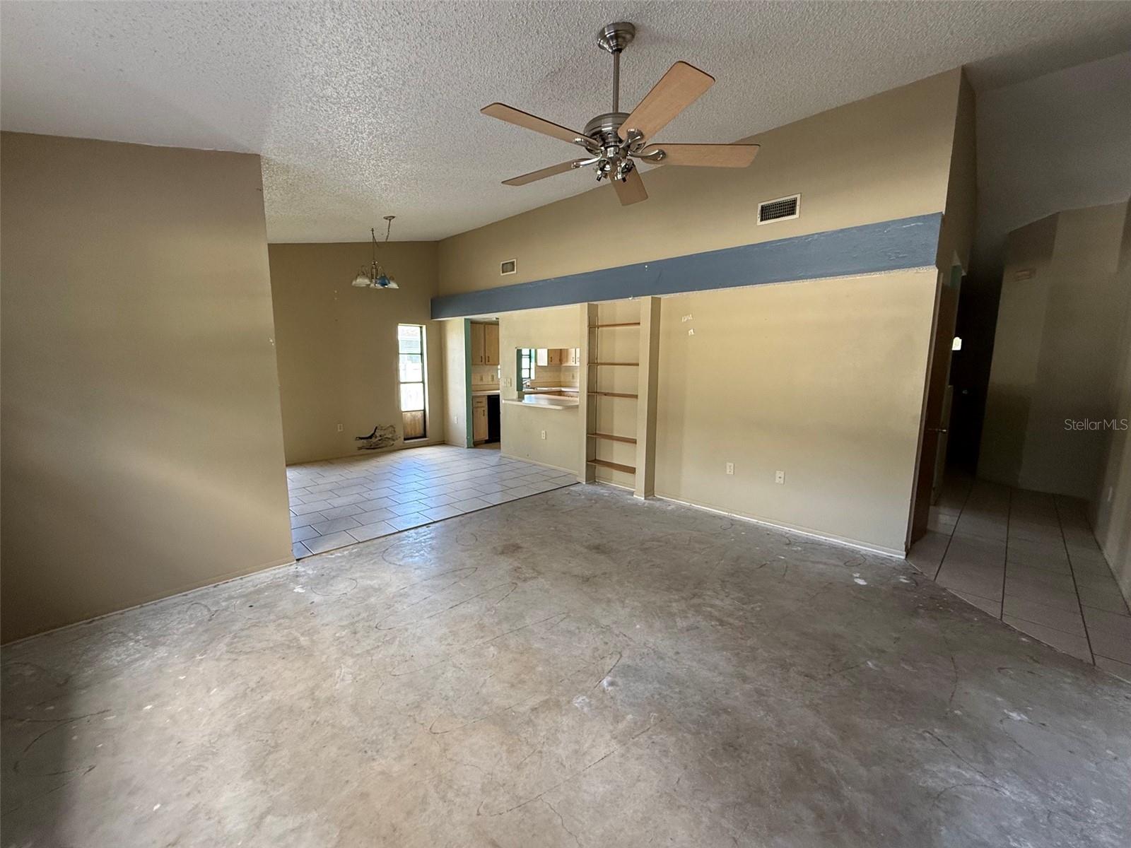 8835 ARUBA LN — photo 4