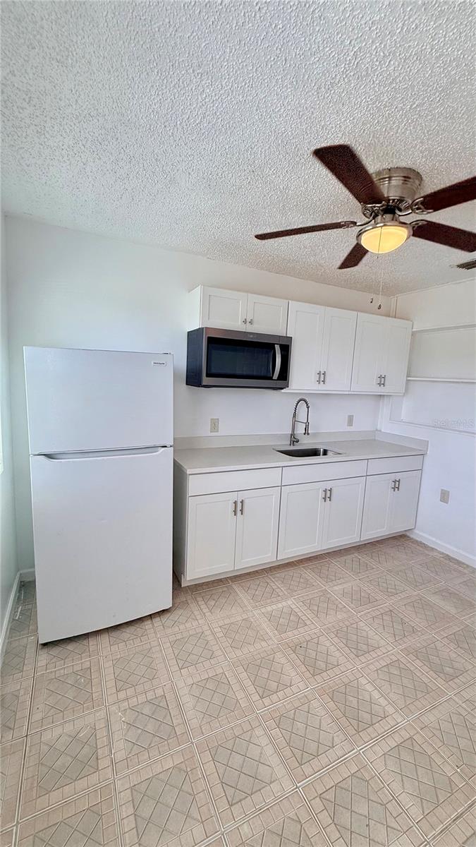 1903 24TH UNIT B ST — photo 13