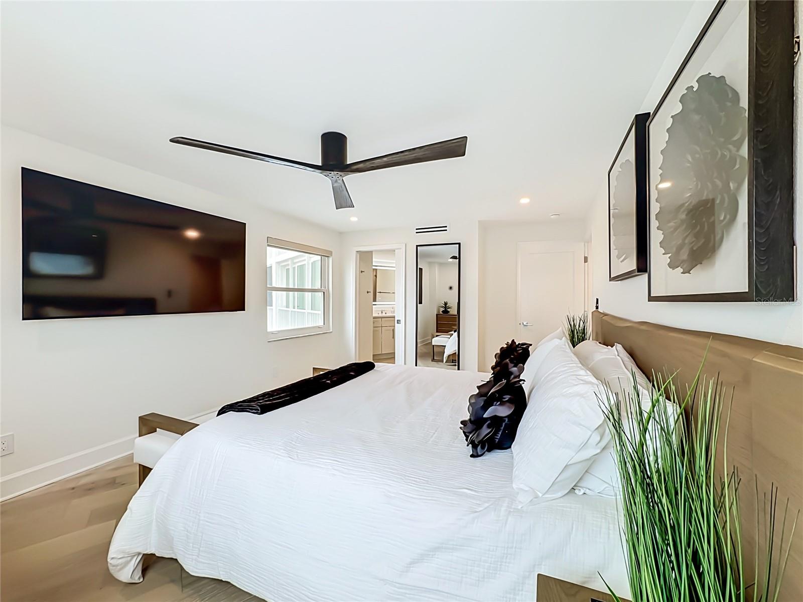 435 S GULFSTREAM AVE #1006 — photo 34